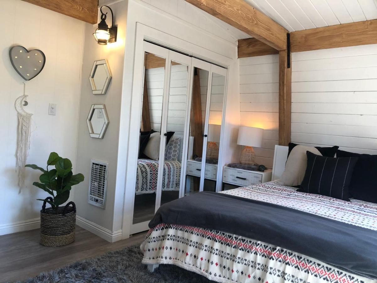 Maison Solange-Red Barn Farmhouse Style- Moonridge Big Bear City Esterno foto